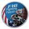 4 '' एफ -16 कढ़ाई वाले पैच पर फाल्कन आयरन लड़ना