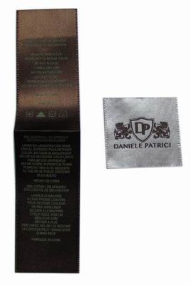 कस्टम डिजाइन बुना लोहे के लेबल निजीकृत परिधान टैग