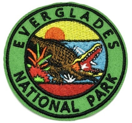 एवरग्लेड्स नेशनल पार्क कस्टम कढ़ाई पैच आयरन बैकिंग टवील फैब्रिक बैकग्राउंड पर